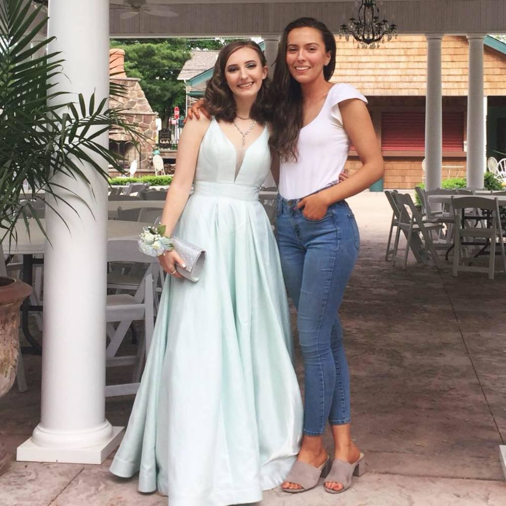 Meet your Posher, Cayla